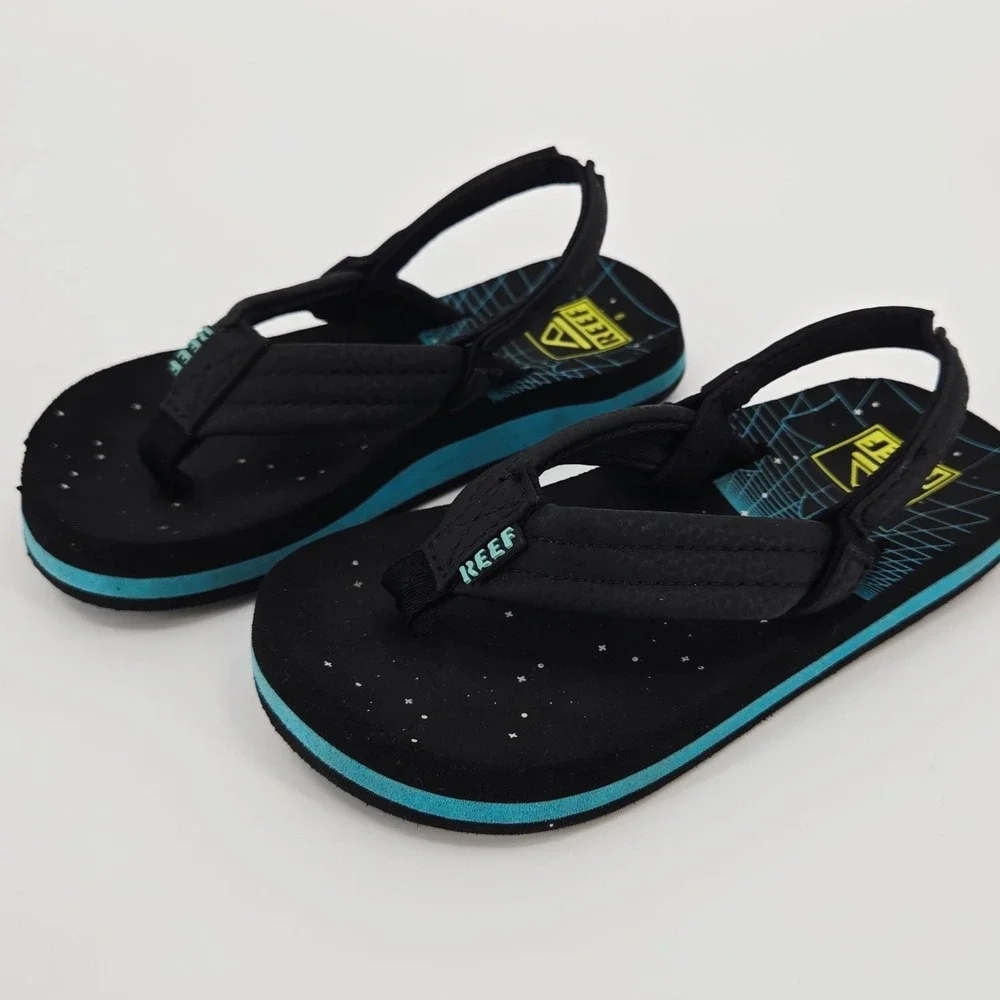 Reef Kids Ahi Sharkade Black Teal‎ Galaxy Flip Flop Sandals Size 9